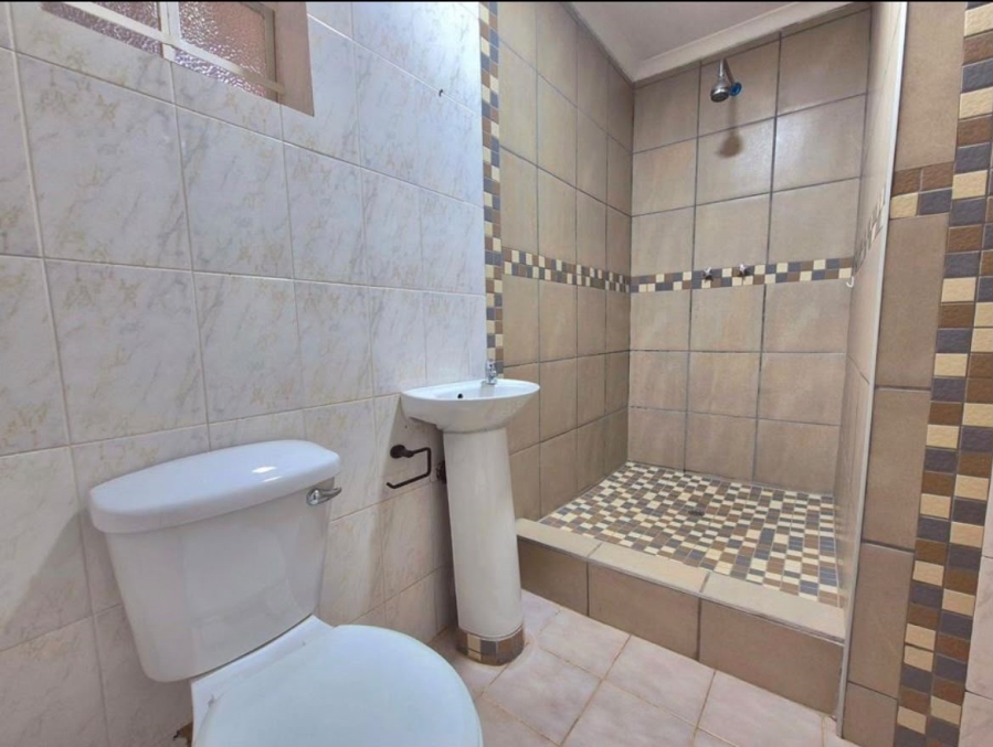 5 Bedroom Property for Sale in Dalpark Gauteng