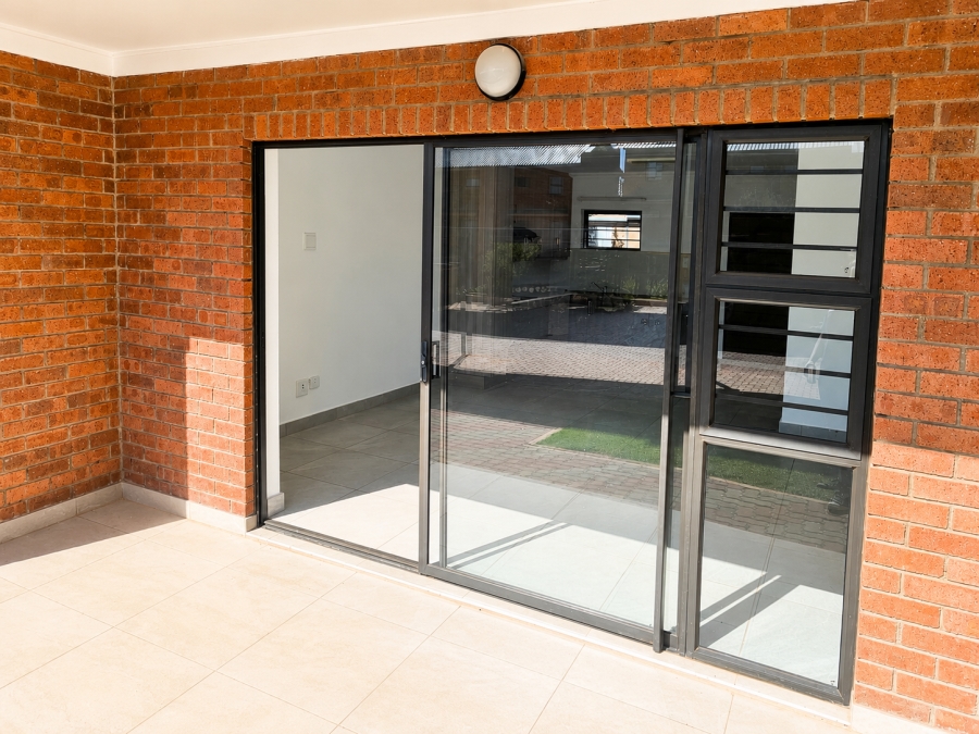 To Let 2 Bedroom Property for Rent in Olympus AH Gauteng