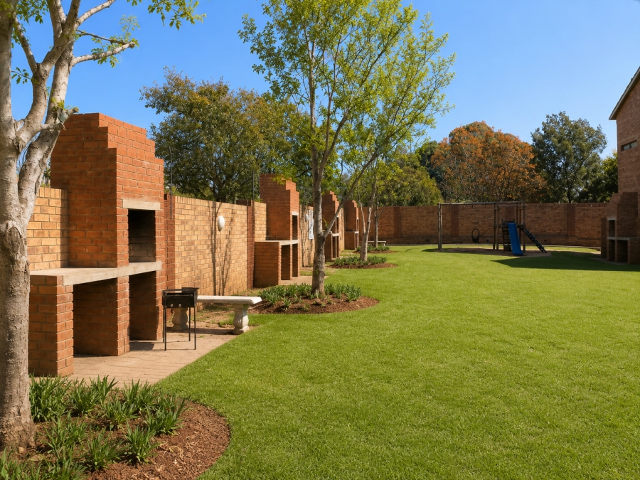 To Let 2 Bedroom Property for Rent in Olympus AH Gauteng