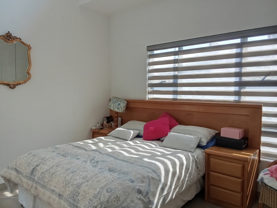 To Let 4 Bedroom Property for Rent in Brackenhurst Gauteng