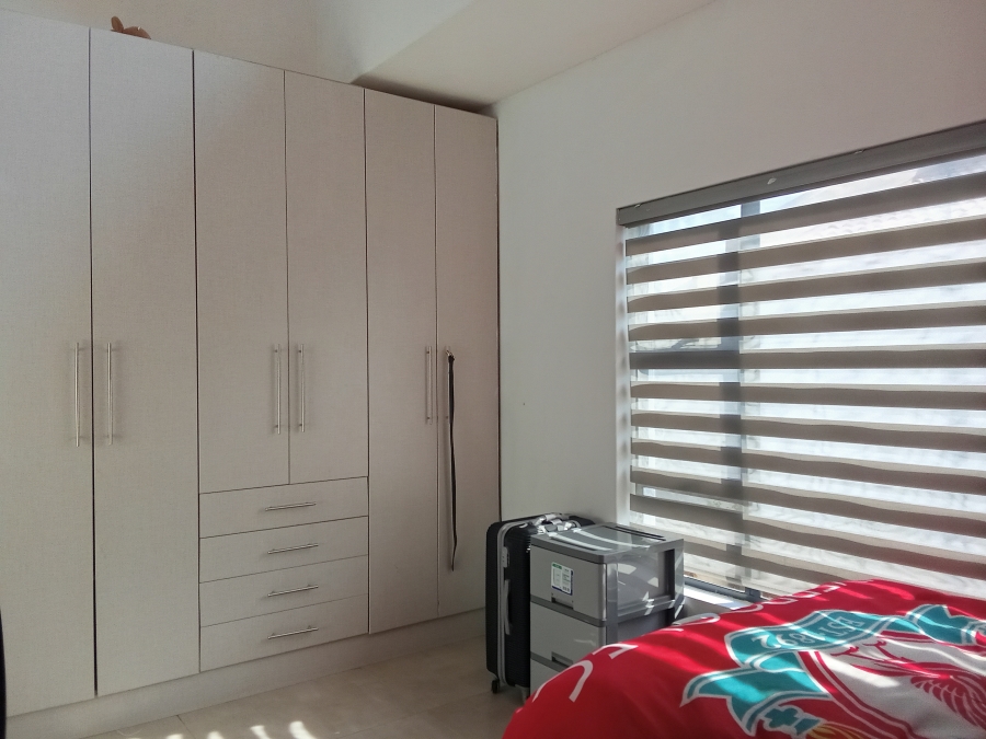 To Let 4 Bedroom Property for Rent in Brackenhurst Gauteng