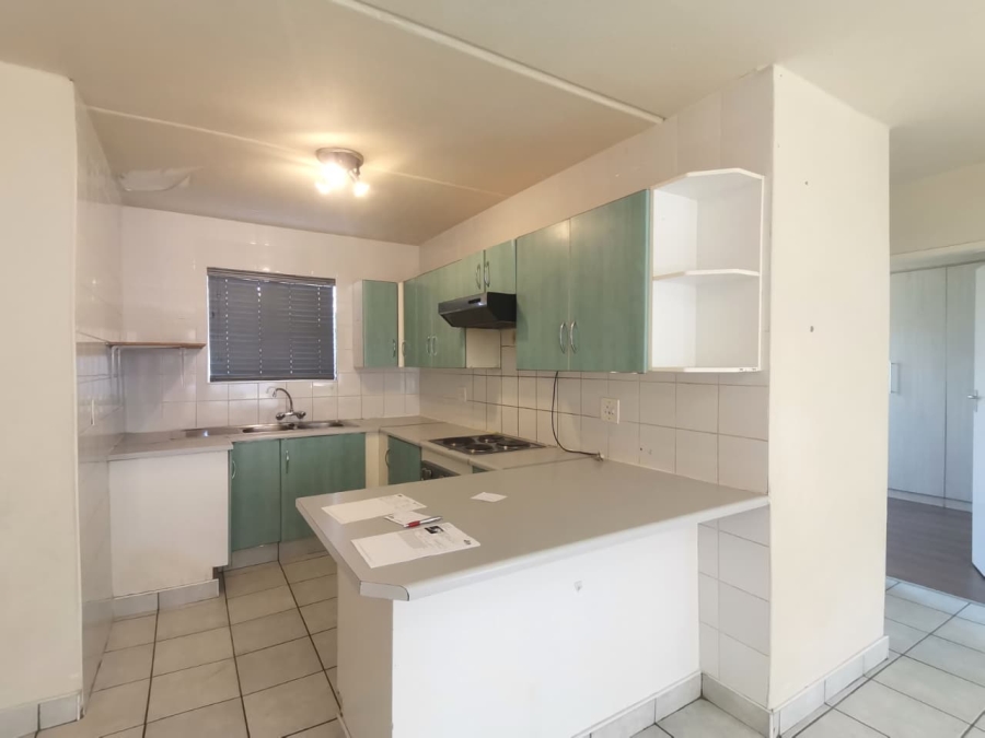 2 Bedroom Property for Sale in Booysens Gauteng