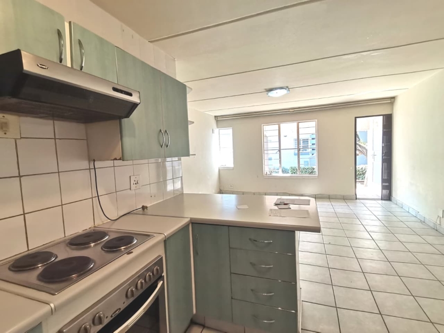 2 Bedroom Property for Sale in Booysens Gauteng