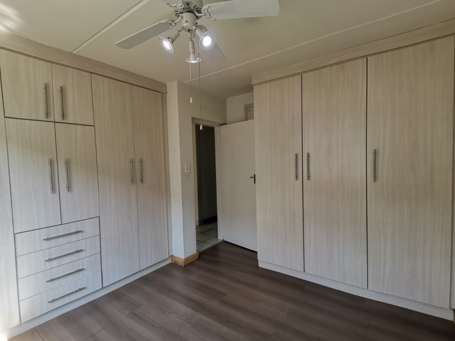 2 Bedroom Property for Sale in Booysens Gauteng