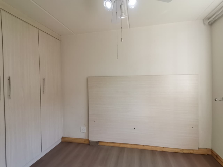2 Bedroom Property for Sale in Booysens Gauteng