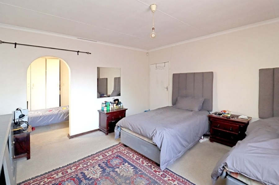 4 Bedroom Property for Sale in Kensington Gauteng