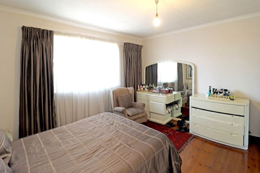 4 Bedroom Property for Sale in Kensington Gauteng
