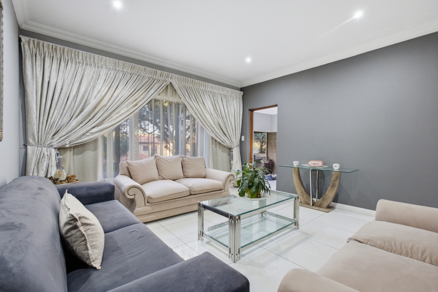 3 Bedroom Property for Sale in Beverley Gauteng