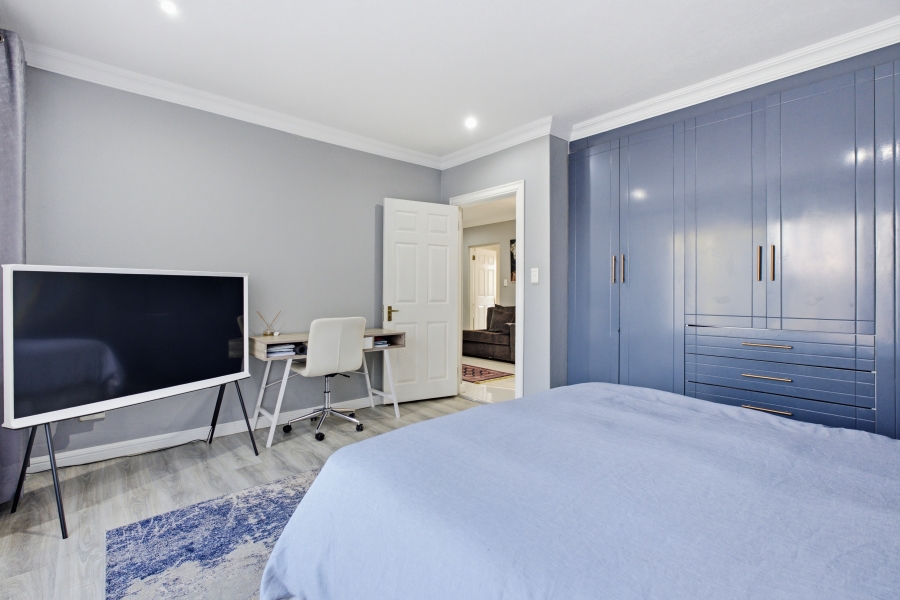 3 Bedroom Property for Sale in Beverley Gauteng