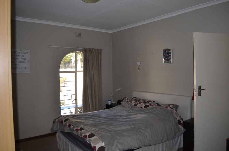 3 Bedroom Property for Sale in Isandovale Gauteng