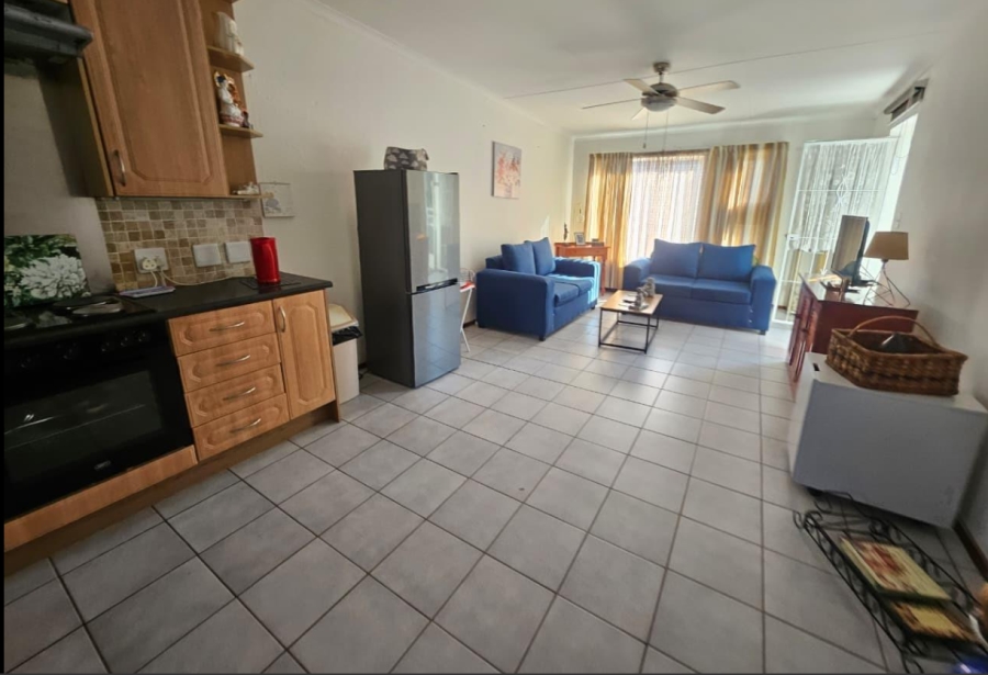 2 Bedroom Property for Sale in Mulbarton Gauteng