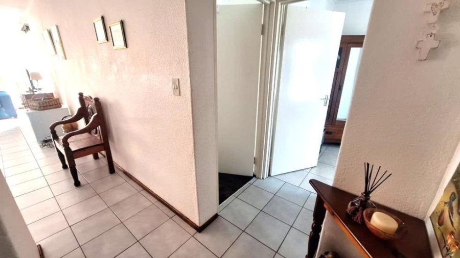 2 Bedroom Property for Sale in Mulbarton Gauteng