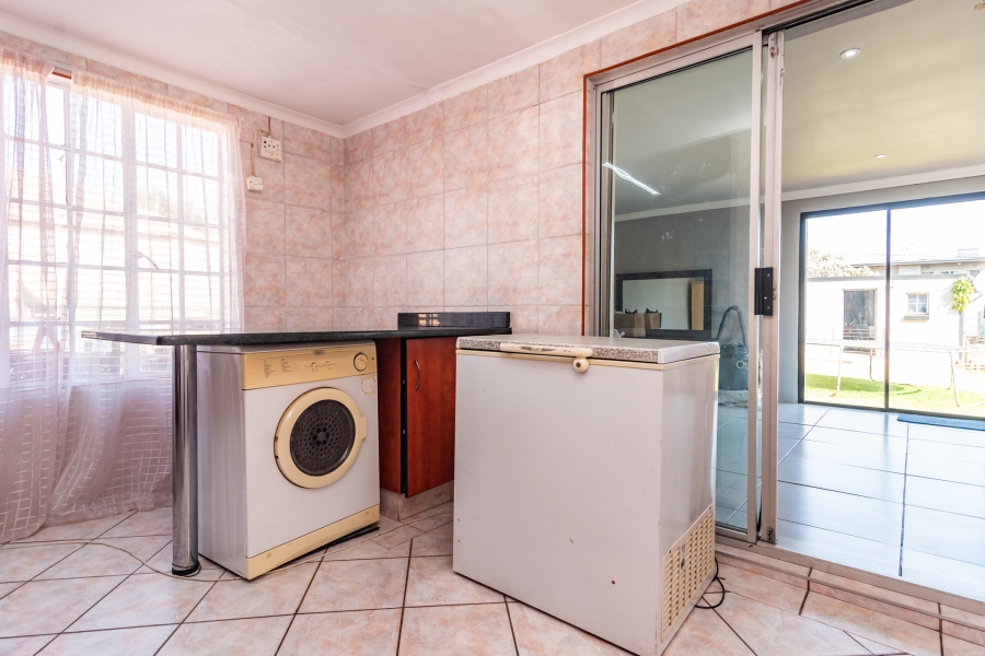 3 Bedroom Property for Sale in Horison Gauteng