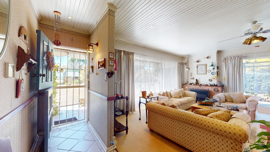 3 Bedroom Property for Sale in Farrarmere Gauteng