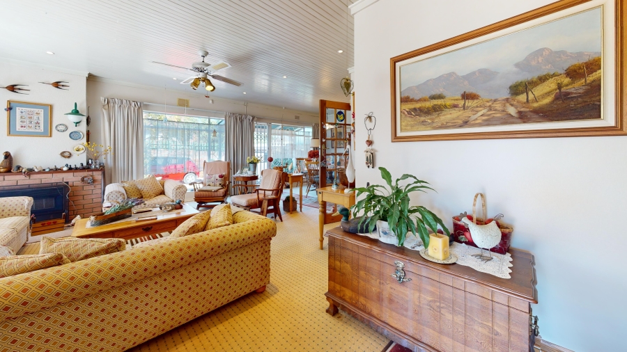 3 Bedroom Property for Sale in Farrarmere Gauteng
