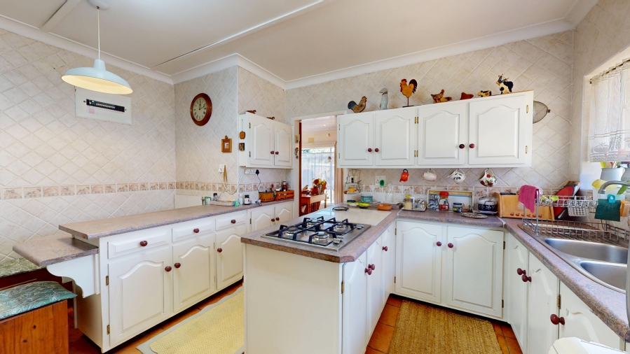 3 Bedroom Property for Sale in Farrarmere Gauteng