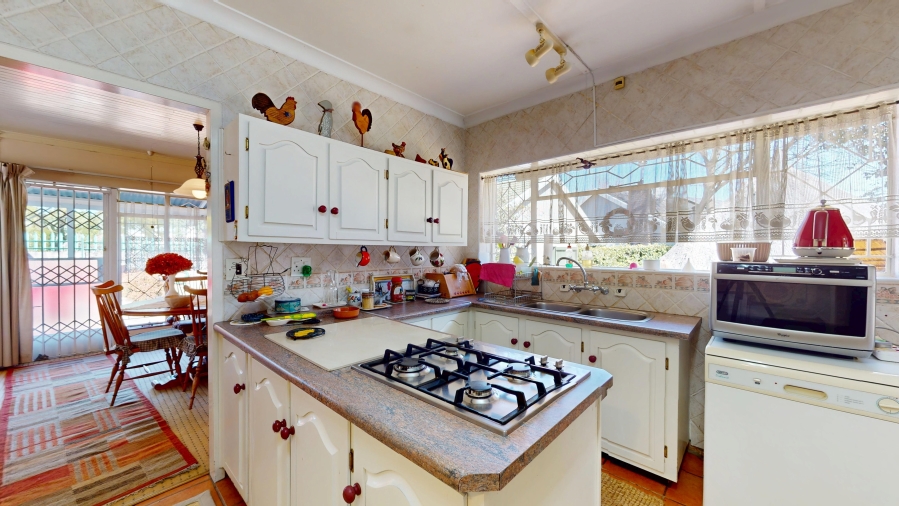 3 Bedroom Property for Sale in Farrarmere Gauteng