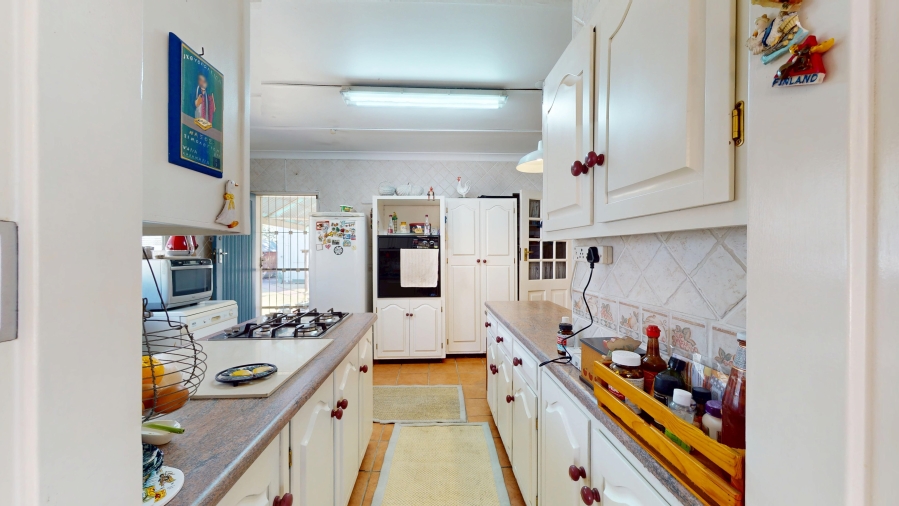 3 Bedroom Property for Sale in Farrarmere Gauteng