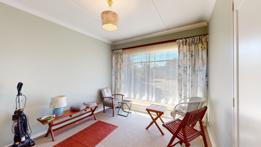 3 Bedroom Property for Sale in Farrarmere Gauteng
