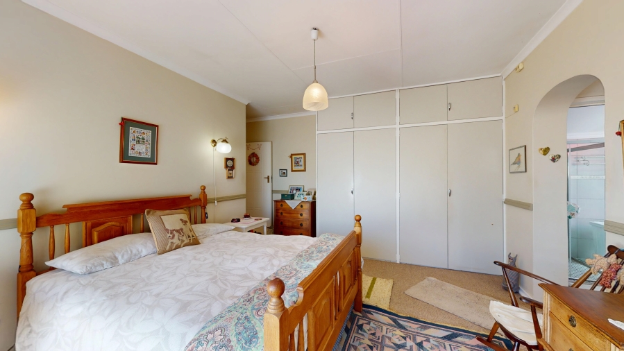 3 Bedroom Property for Sale in Farrarmere Gauteng