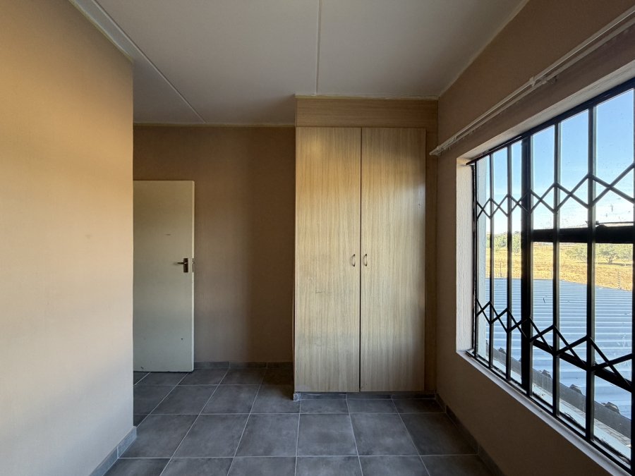 To Let 2 Bedroom Property for Rent in Noordheuwel Gauteng