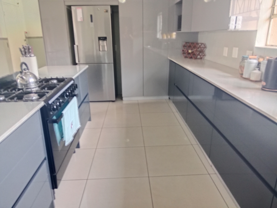 4 Bedroom Property for Sale in Verwoerdpark Gauteng