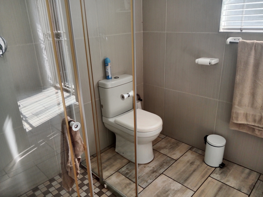 4 Bedroom Property for Sale in Verwoerdpark Gauteng