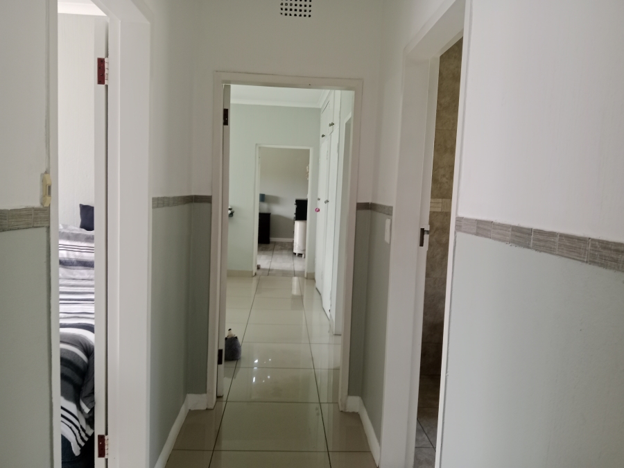 4 Bedroom Property for Sale in Verwoerdpark Gauteng