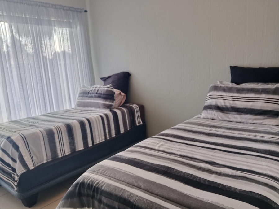 4 Bedroom Property for Sale in Verwoerdpark Gauteng