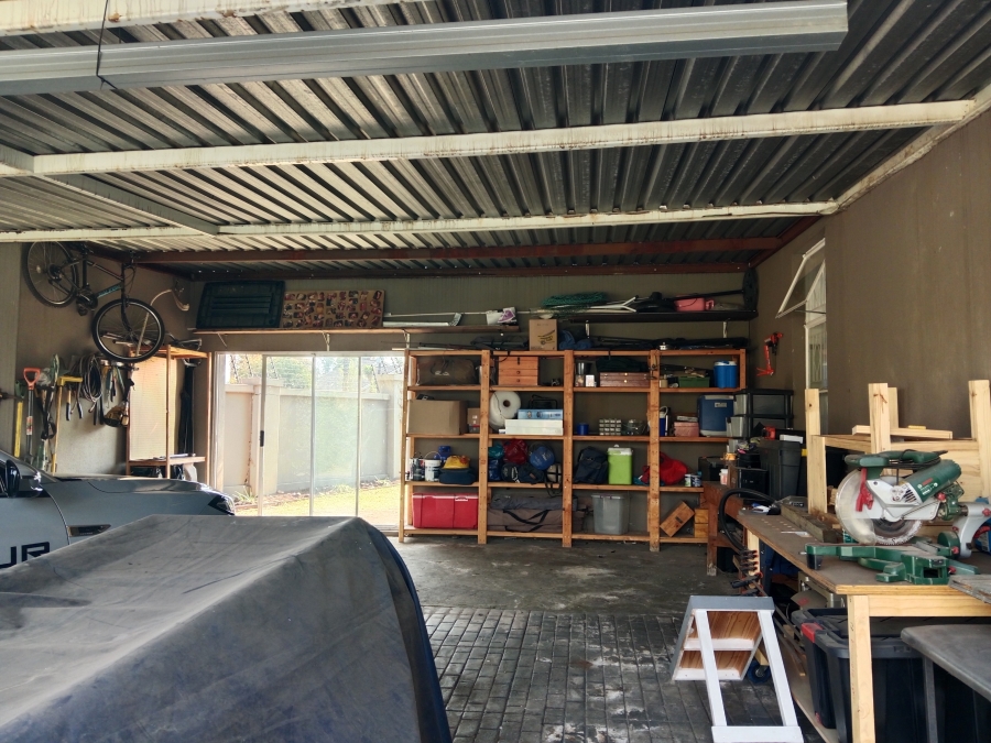 4 Bedroom Property for Sale in Verwoerdpark Gauteng