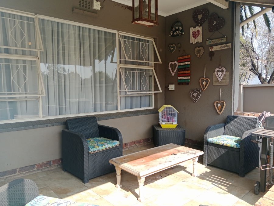 4 Bedroom Property for Sale in Verwoerdpark Gauteng