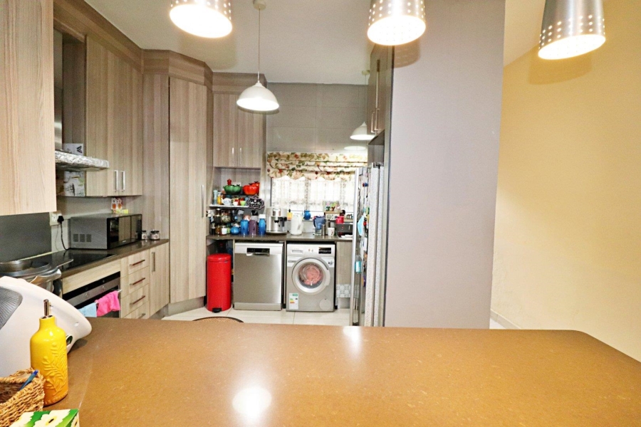 3 Bedroom Property for Sale in Dowerglen Ext 4 Gauteng