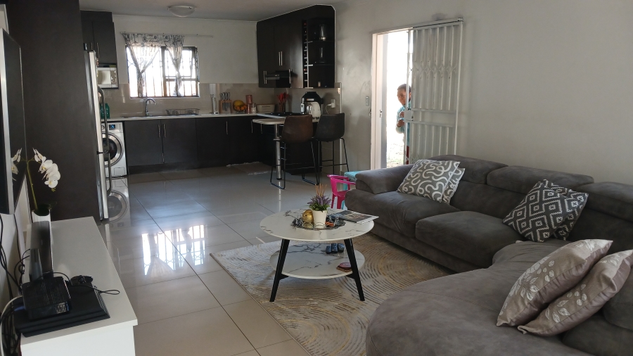 2 Bedroom Property for Sale in Parkrand Gauteng