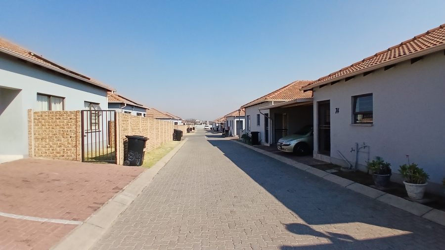 2 Bedroom Property for Sale in Parkrand Gauteng