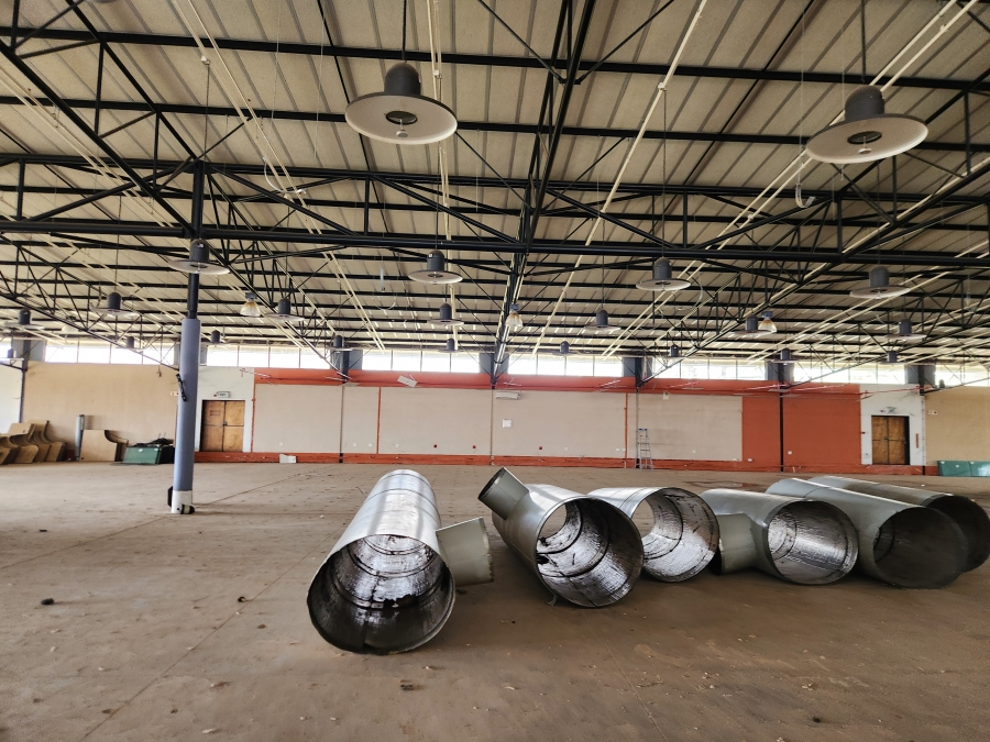 To Let Commercial Property for Rent in Rosslyn Gauteng