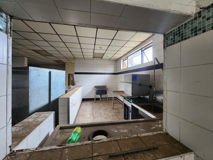 To Let Commercial Property for Rent in Rosslyn Gauteng