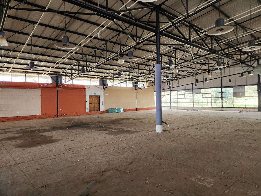 To Let Commercial Property for Rent in Rosslyn Gauteng