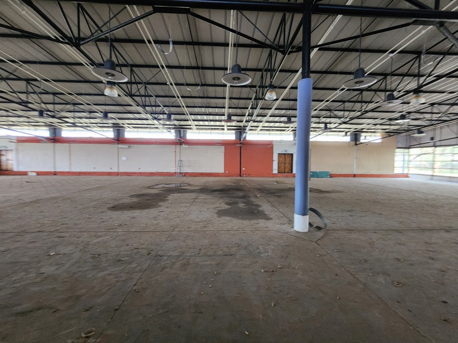 To Let Commercial Property for Rent in Rosslyn Gauteng