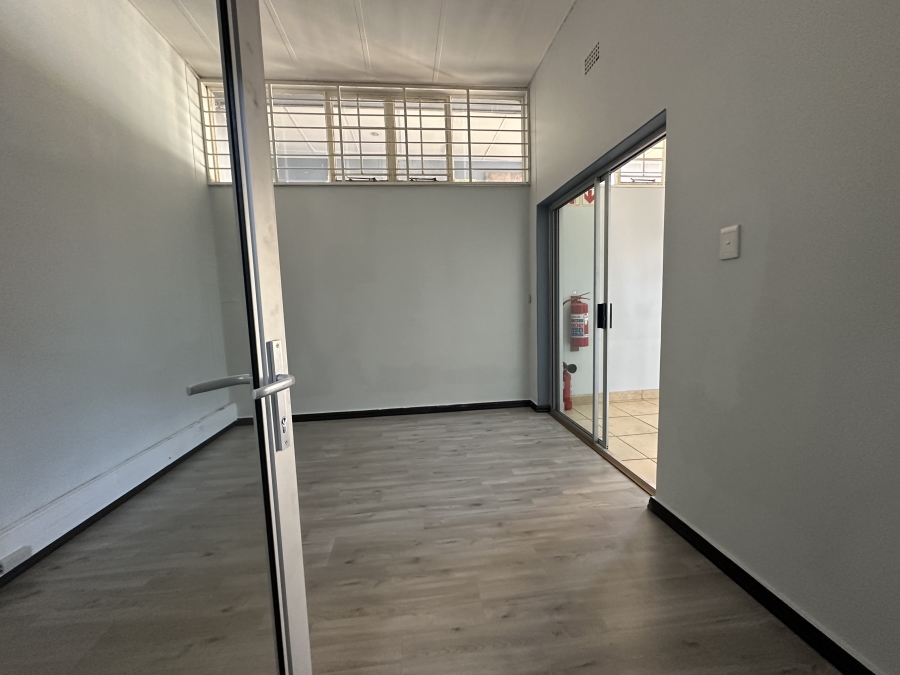 Commercial Property for Sale in Parkhill Gardens Gauteng