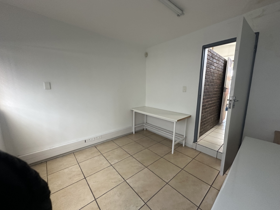 Commercial Property for Sale in Parkhill Gardens Gauteng