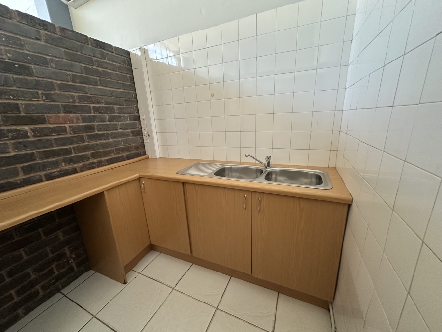 Commercial Property for Sale in Parkhill Gardens Gauteng