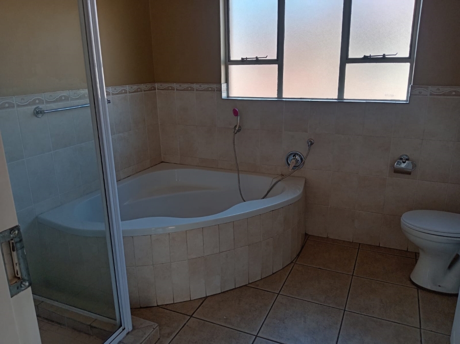 3 Bedroom Property for Sale in Three Rivers Gauteng
