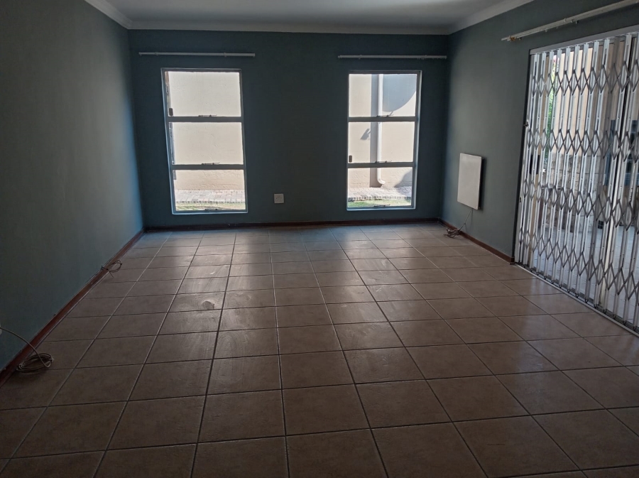 3 Bedroom Property for Sale in Three Rivers Gauteng