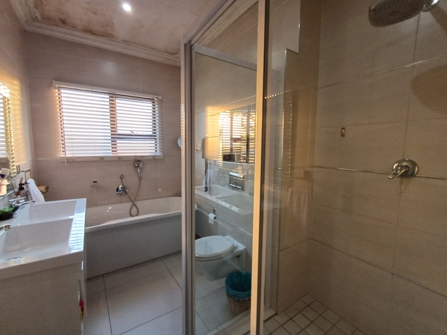 4 Bedroom Property for Sale in Vanderbijlpark SE Gauteng