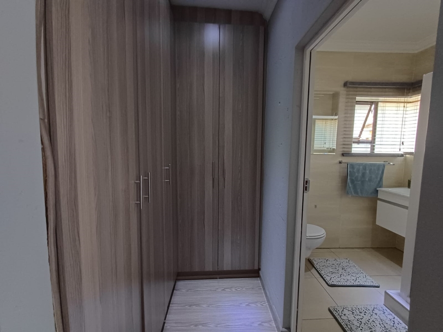 4 Bedroom Property for Sale in Vanderbijlpark SE Gauteng