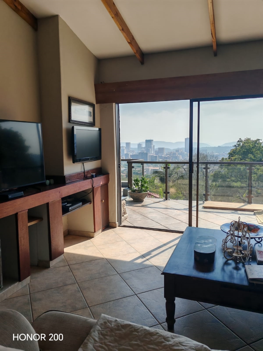 To Let 1 Bedroom Property for Rent in Groenkloof Gauteng