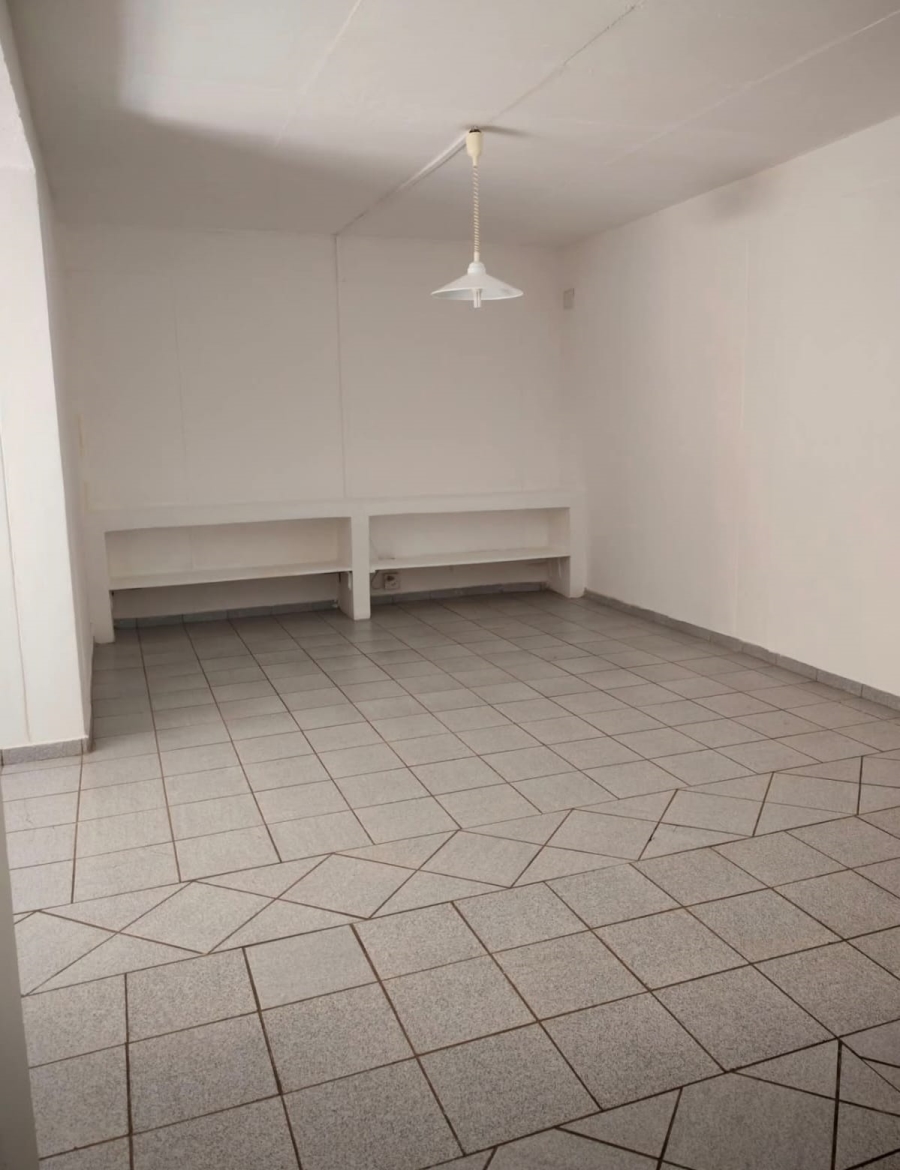 To Let 3 Bedroom Property for Rent in Groenkloof Gauteng