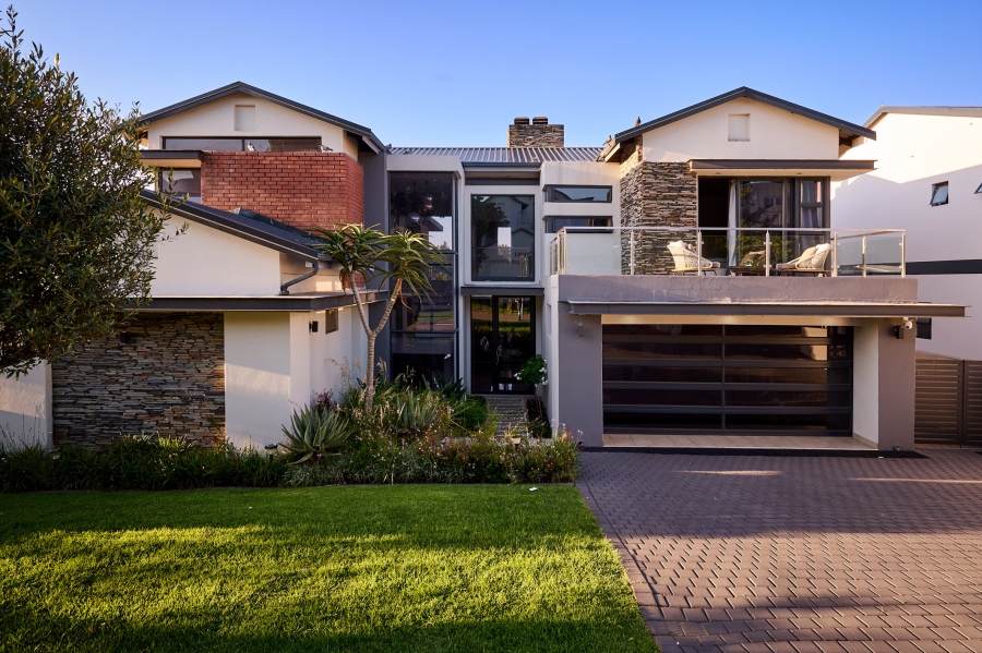 4 Bedroom Property for Sale in Waterfall Country Village Gauteng