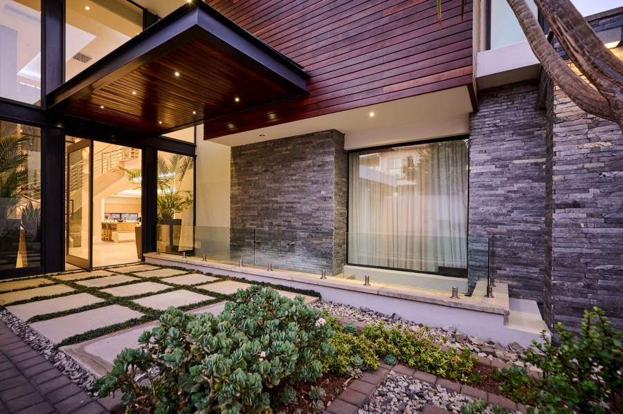 4 Bedroom Property for Sale in Waterfall Country Estate Gauteng