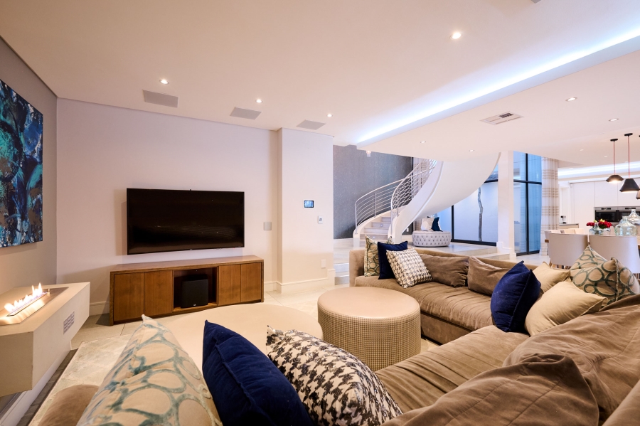 4 Bedroom Property for Sale in Waterfall Country Estate Gauteng